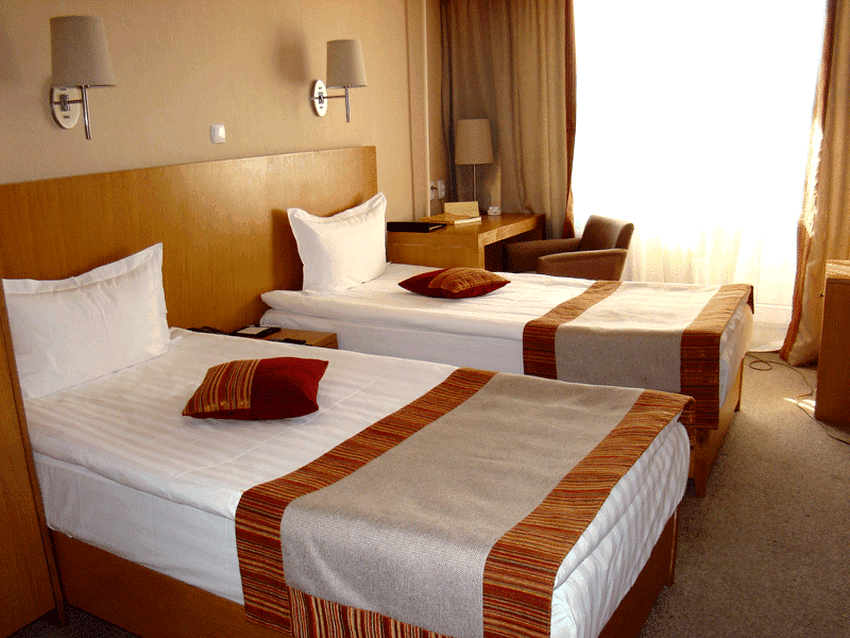te-Club-Hotel-Dostuk