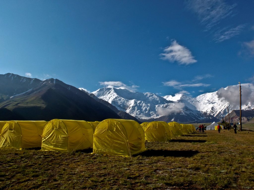 Achik-Tash-base-camp