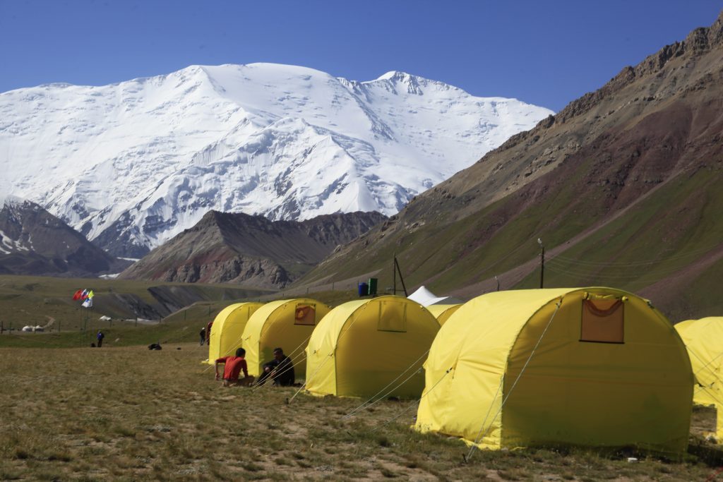 Achik-Tash-base-camp