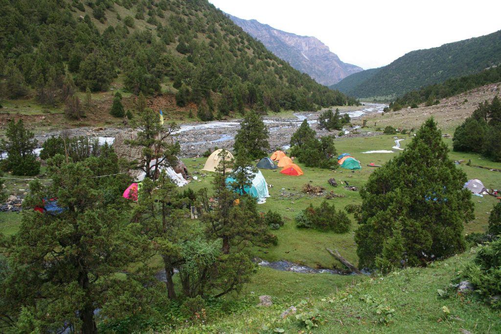 Karavshin-Base-Camp